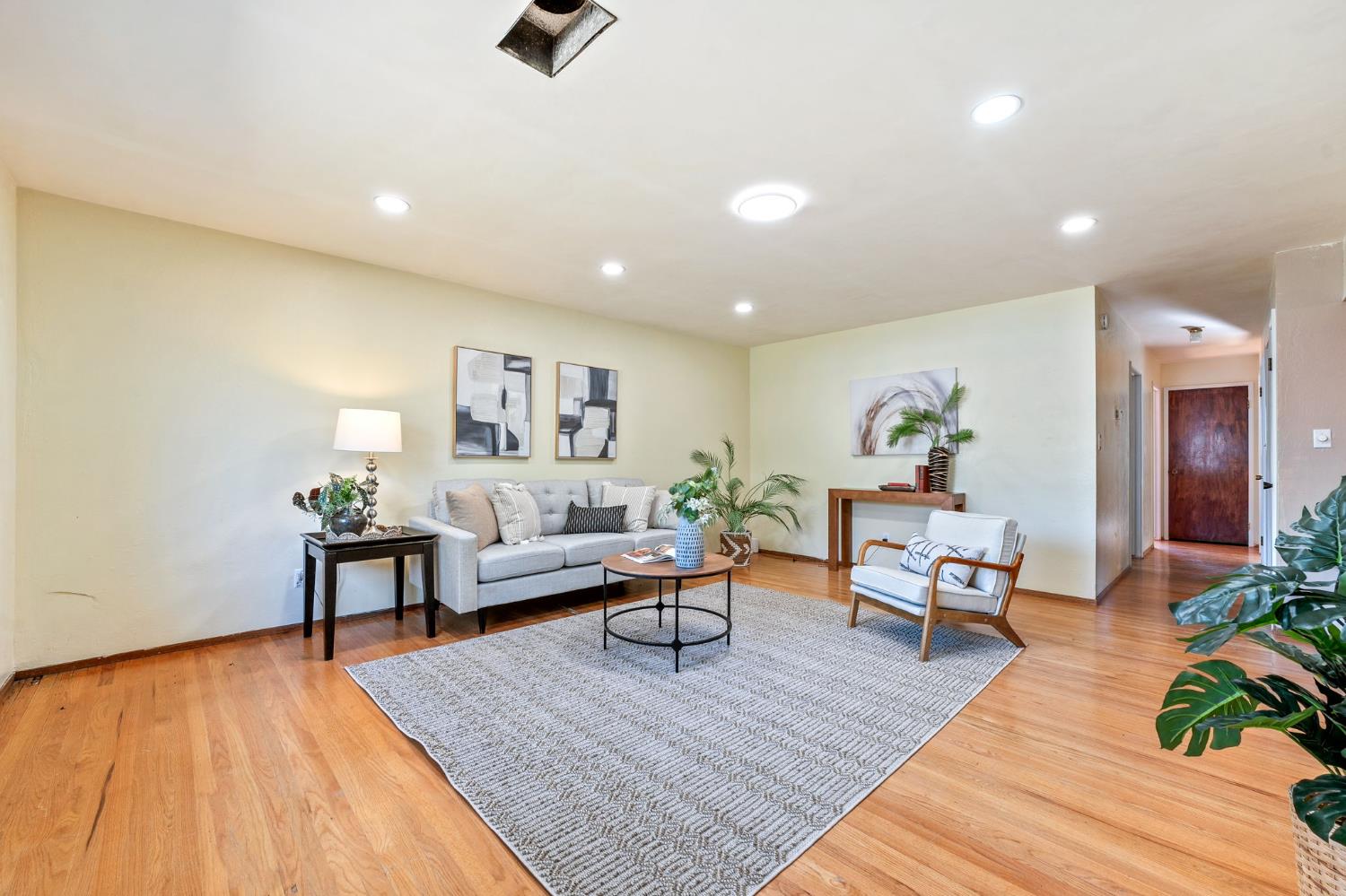 1330 Alder Place