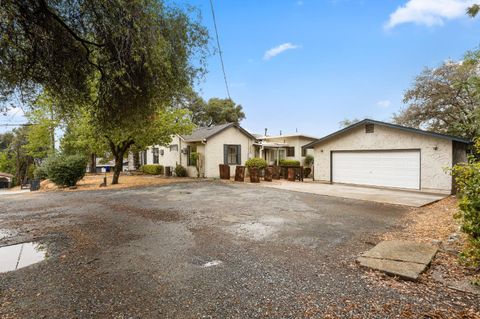 225 Flood Road Auburn CA 95603