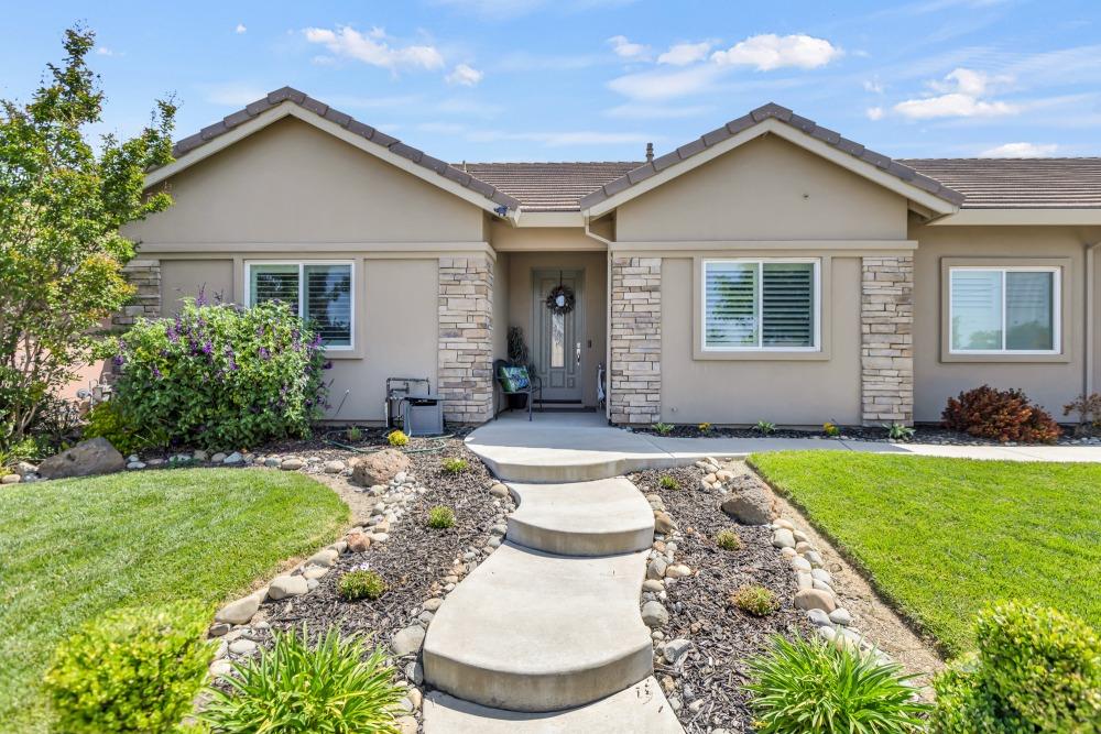 745 Parkridge Drive