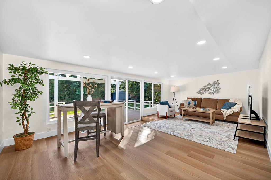 8928 Pershing Avenue