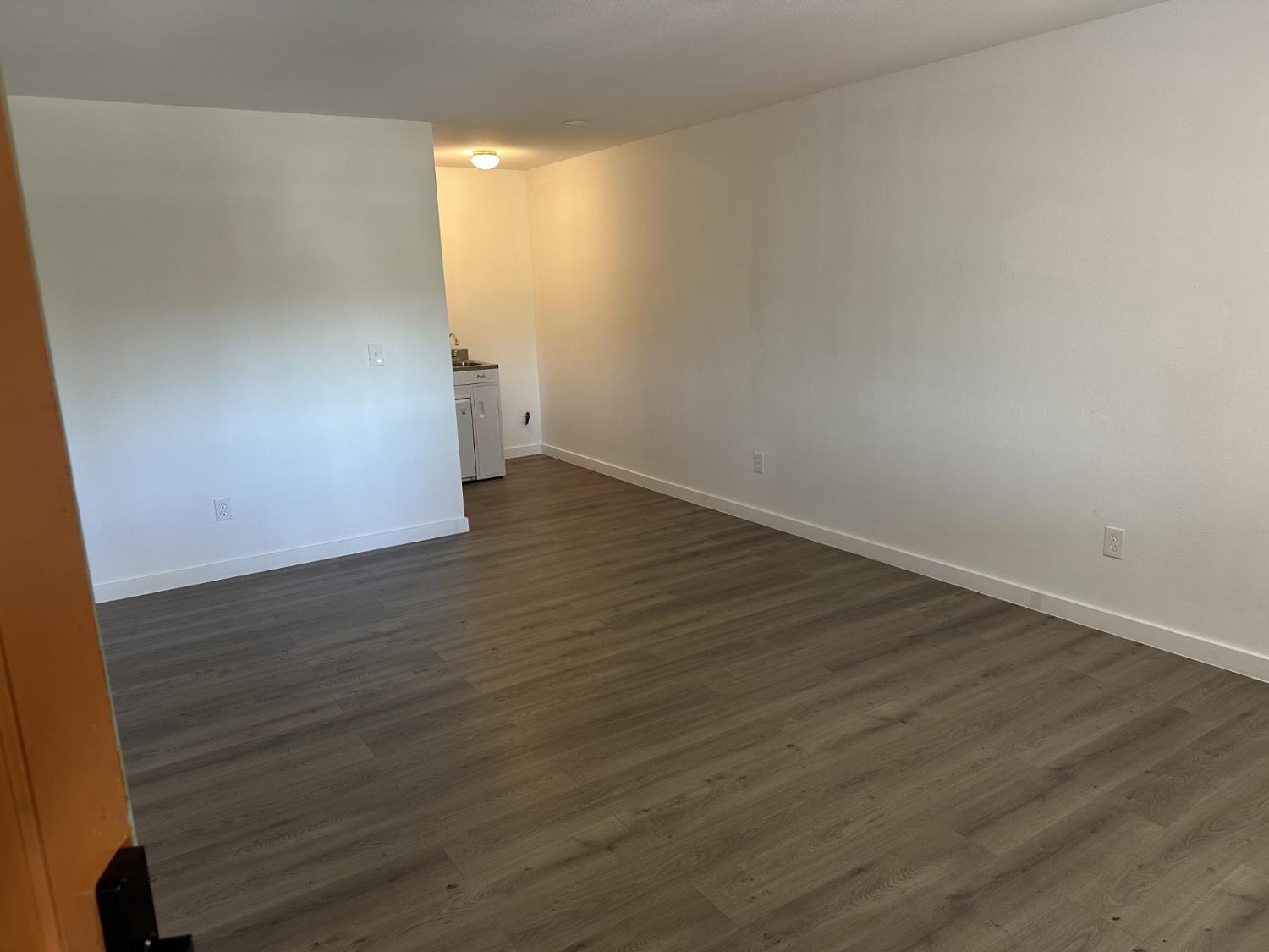 6350 State Highway 193 1