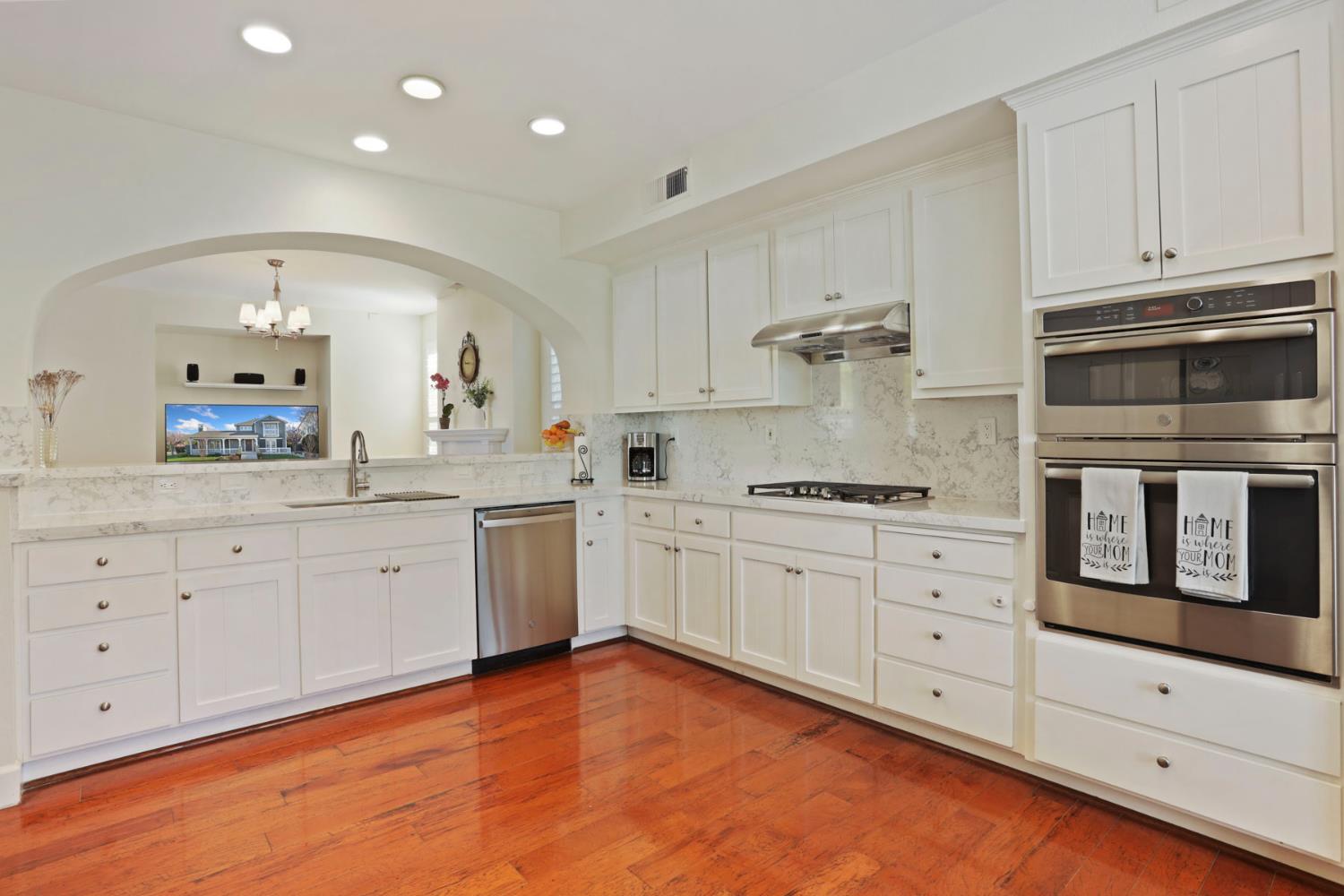 2736 Daisy Lane