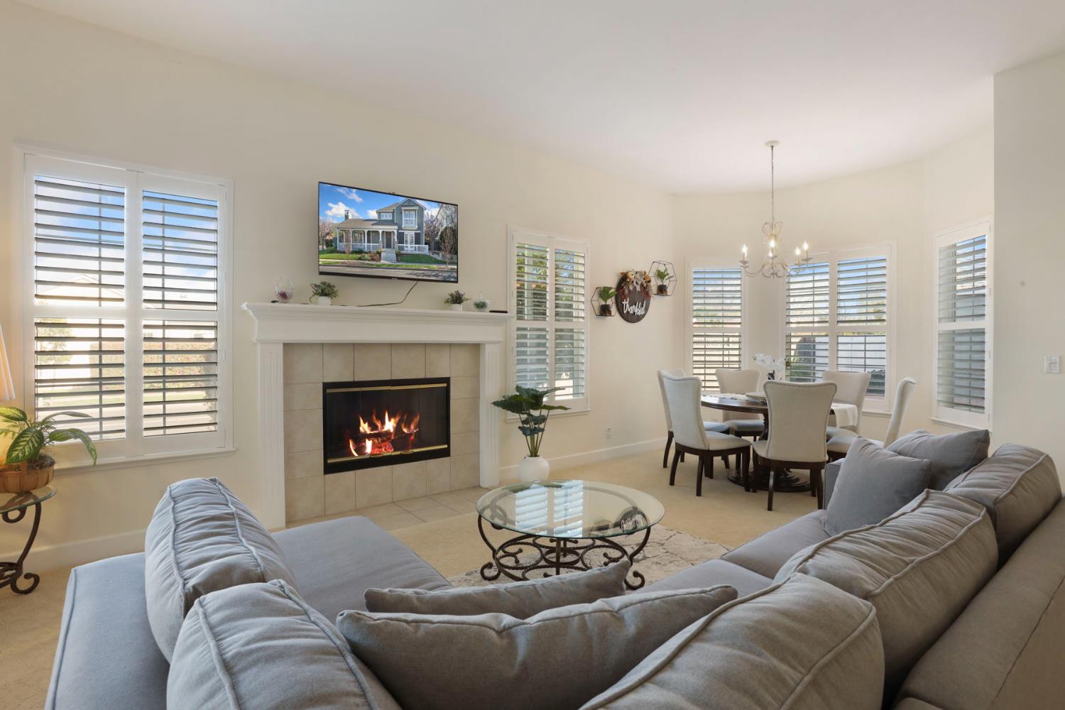 2736 Daisy Lane