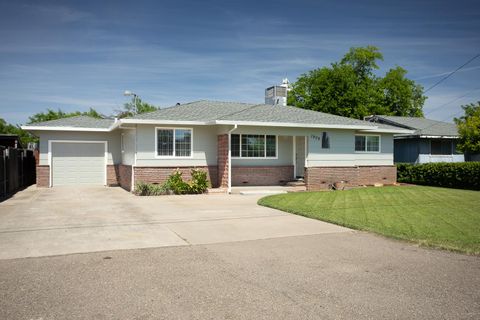 1909 10th Avenue Olivehurst CA 95961