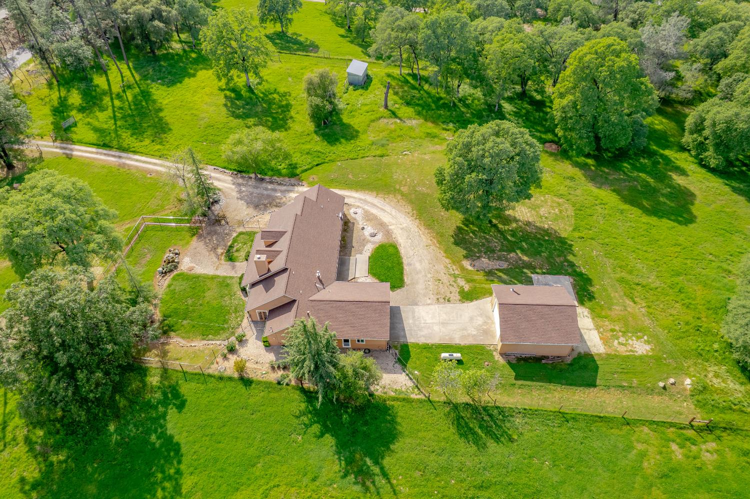 26583 Table Meadow Road