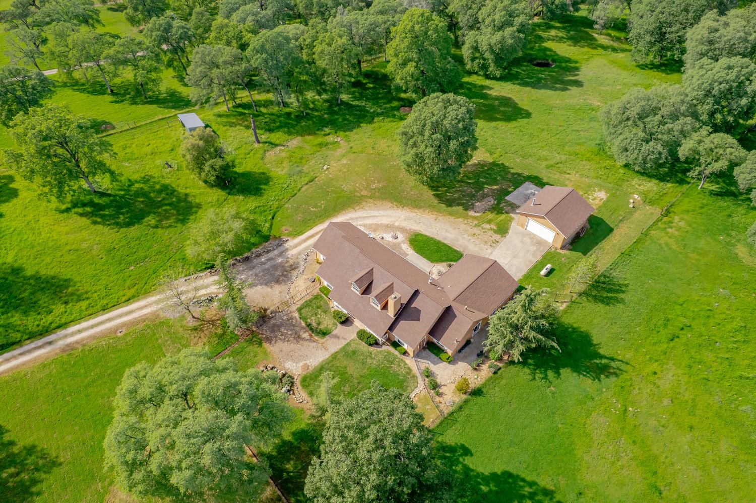 26583 Table Meadow Road