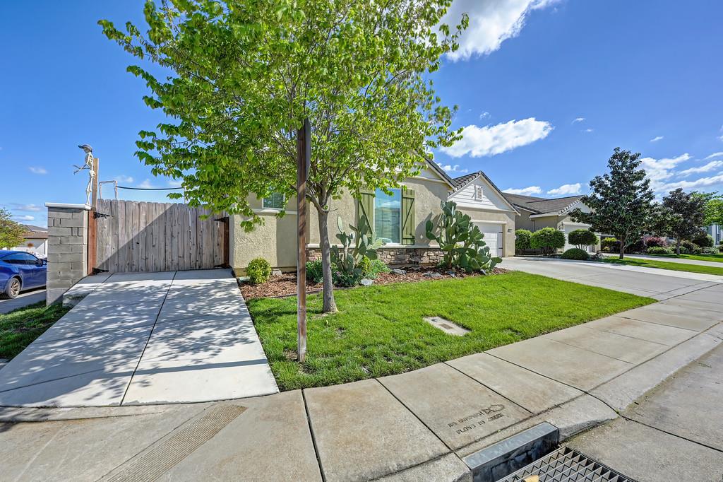 4821 Heather Ranch Way