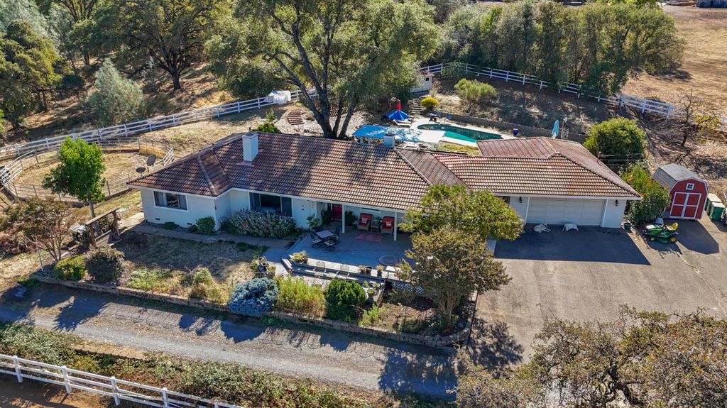 Photo of 4770 Pedro Hill Road, Pilot Hill, CA 95664 (MLS # 226005759)