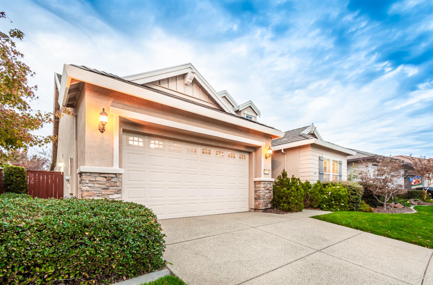 2112 Arlington Drive