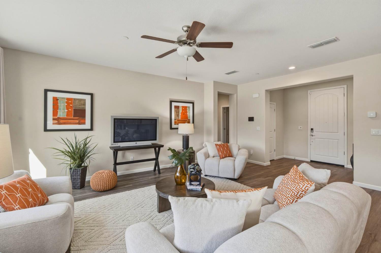 1820 Coastline Court