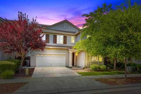 18551 Admiral Way Lathrop CA 95330