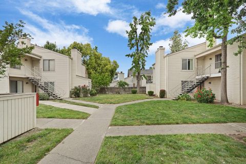 2524 Winchester Drive Unit 9, Lodi, CA 95240 - MLS#: 225047779