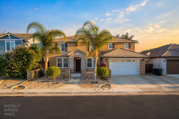 1426 NUBIAN ST, PATTERSON, CA 95363 - Image 6a0eeccd491b262e5bdd5dc0d32d80a4/3279954449