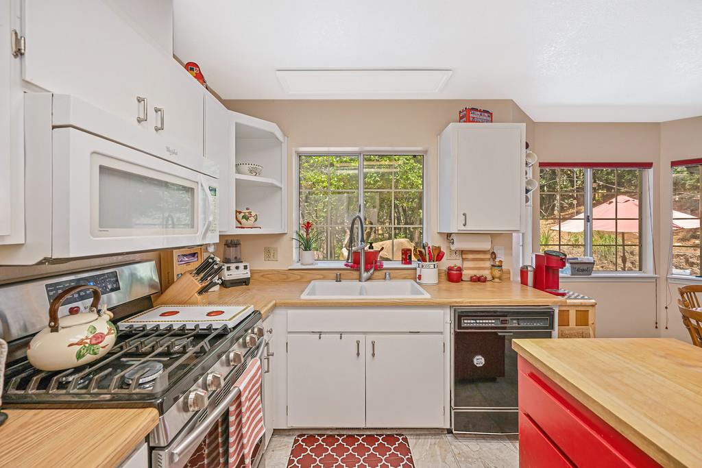2585 Crystal Springs Road