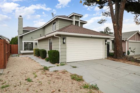 335 W Clover Road Tracy CA 95376