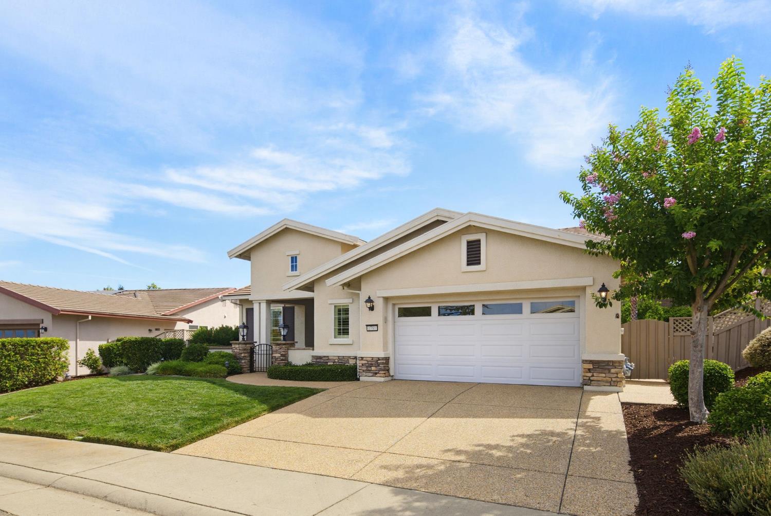 1781 Blackbird Lane