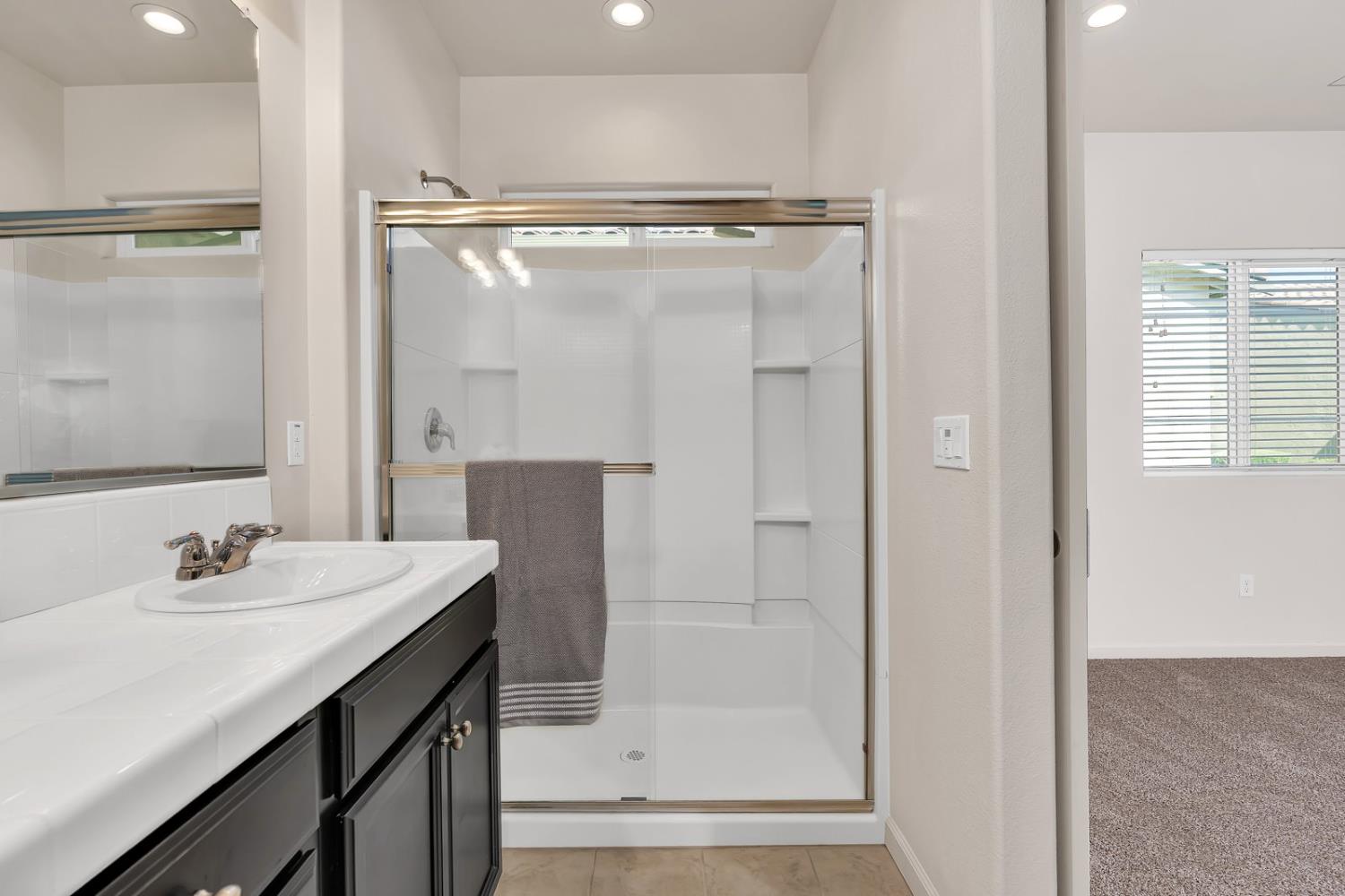 Los Banos, California 93635, United States, 2 Bedrooms Bedrooms, ,2 BathroomsBathrooms,Residential,Active,140370