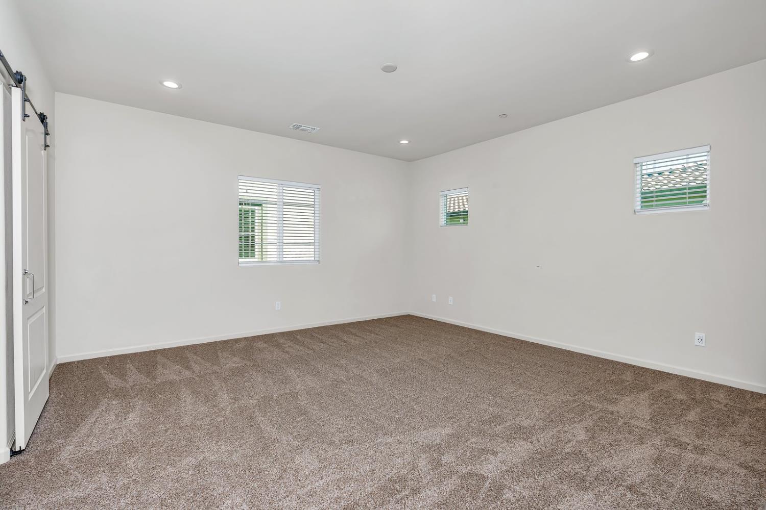 Los Banos, California 93635, United States, 2 Bedrooms Bedrooms, ,2 BathroomsBathrooms,Residential,Active,140370