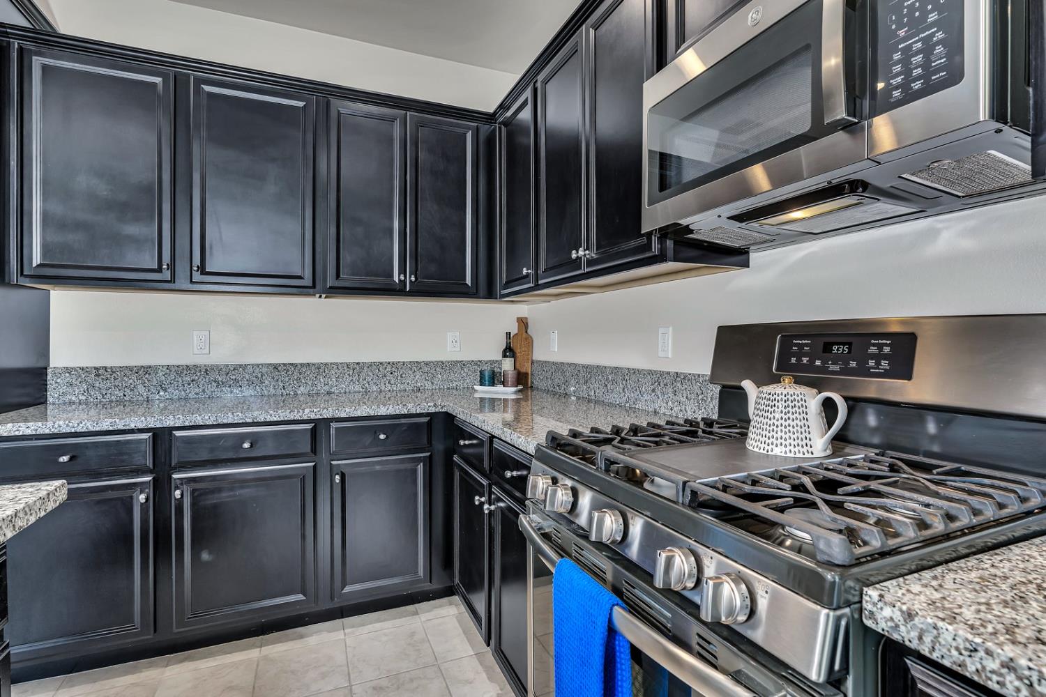 Los Banos, California 93635, United States, 2 Bedrooms Bedrooms, ,2 BathroomsBathrooms,Residential,Active,140370