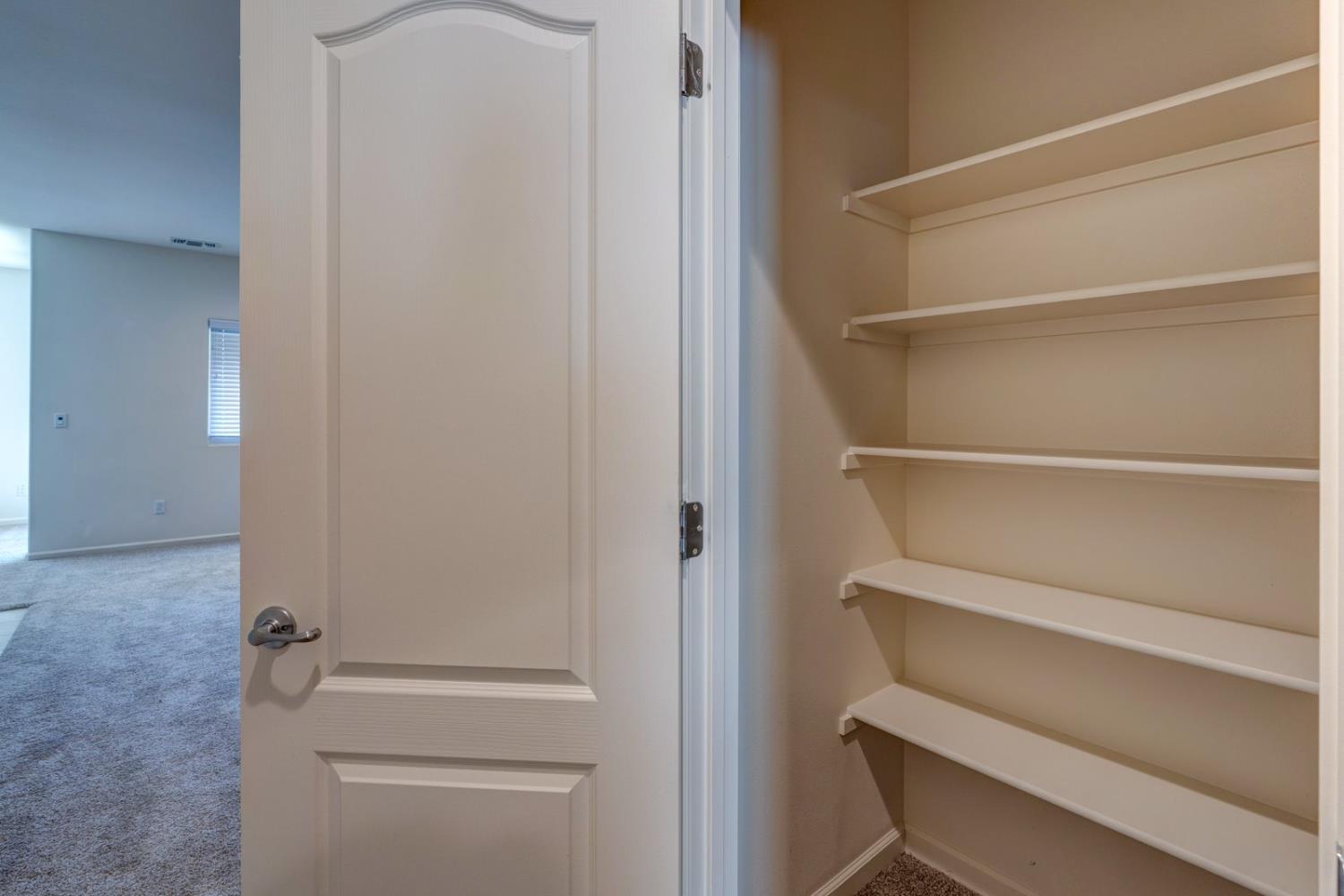 Los Banos, California 93635, United States, 2 Bedrooms Bedrooms, ,2 BathroomsBathrooms,Residential,Active,140370