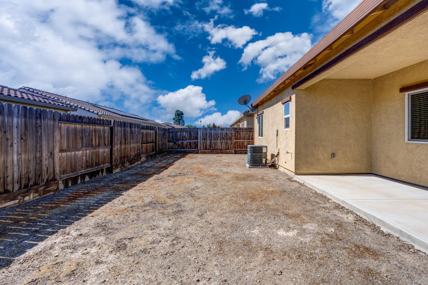 Los Banos, California 93635, United States, 2 Bedrooms Bedrooms, ,2 BathroomsBathrooms,Residential,Active,140370