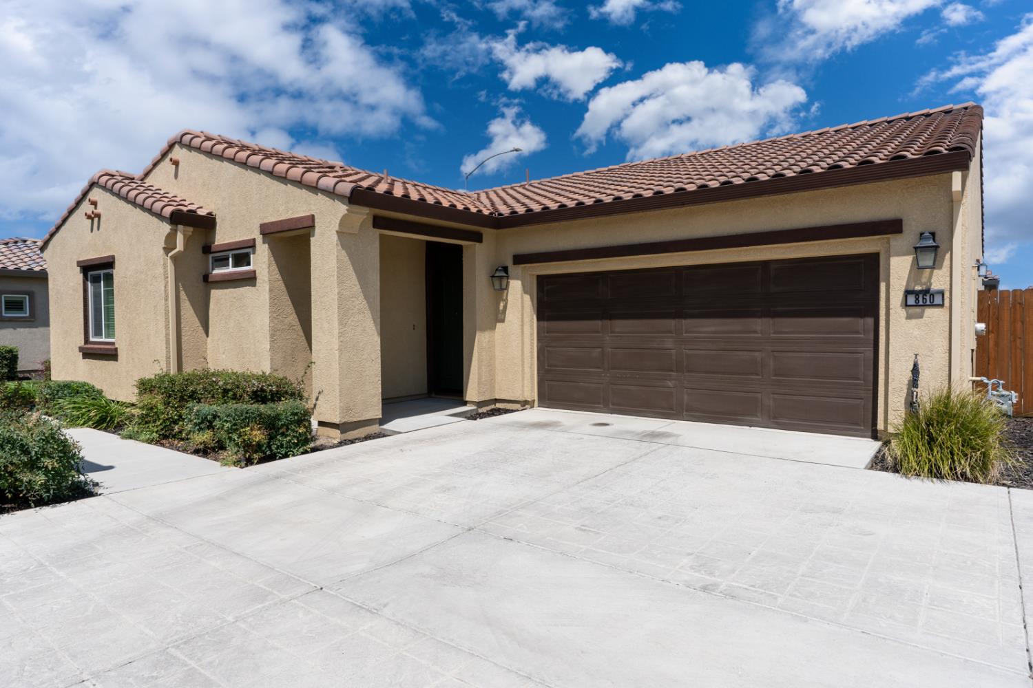 Los Banos, California 93635, United States, 2 Bedrooms Bedrooms, ,2 BathroomsBathrooms,Residential,Active,140370 Los Banos, California 93635, United States, 2 Bedrooms Bedrooms, ,2 BathroomsBathrooms,Residential,Active,140370