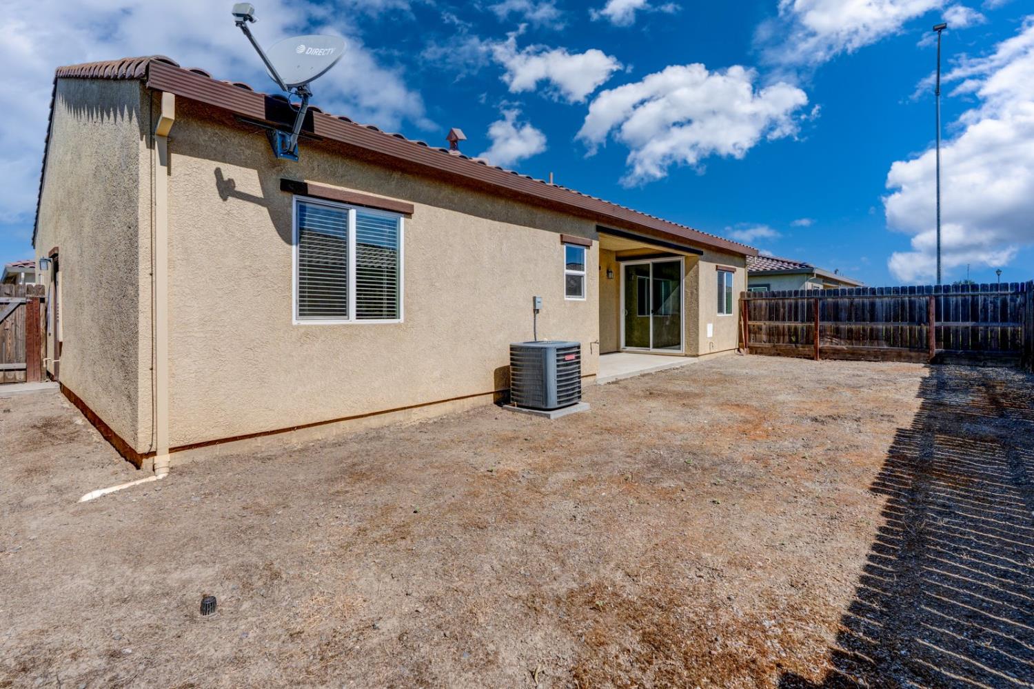 Los Banos, California 93635, United States, 2 Bedrooms Bedrooms, ,2 BathroomsBathrooms,Residential,Active,140370