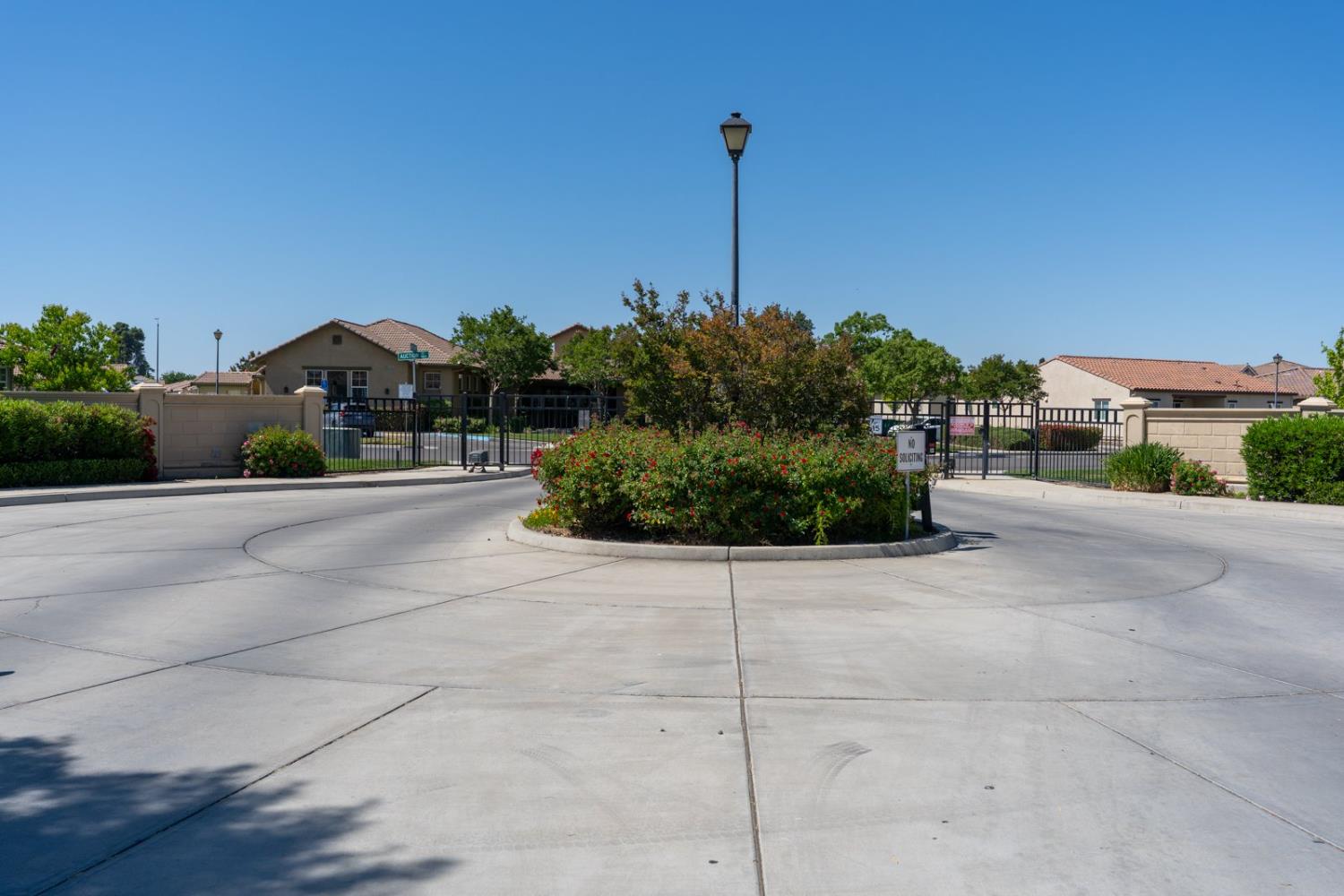 Los Banos, California 93635, United States, 2 Bedrooms Bedrooms, ,2 BathroomsBathrooms,Residential,Active,140370