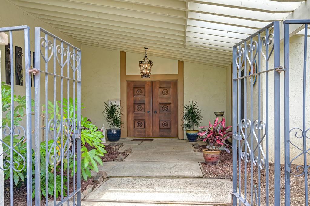 3025 Richardson Circle
