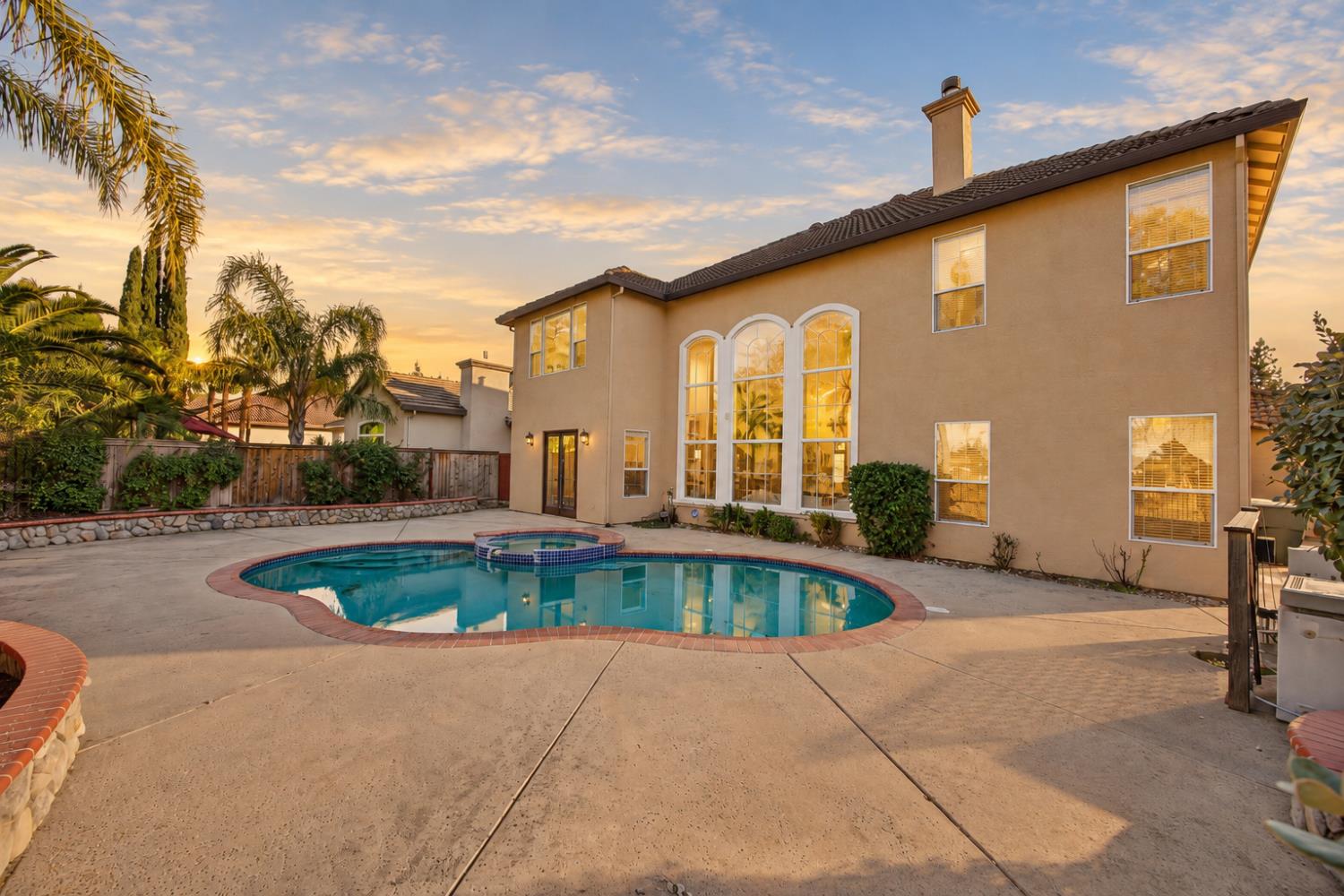 1511 Heredia Drive