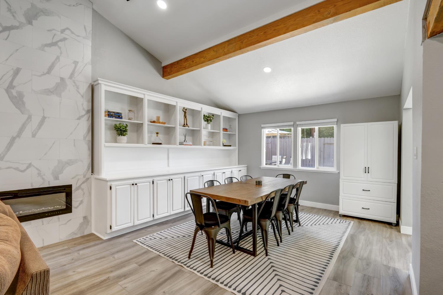 5109 Vista Del Oro Way