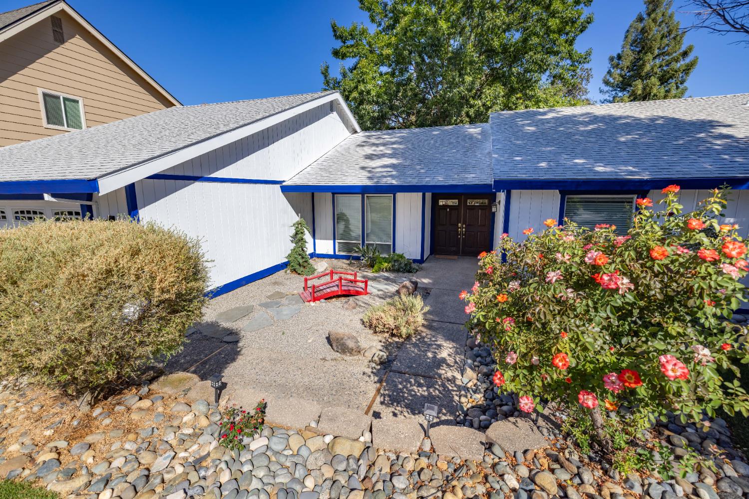 2106 Van Ness Drive