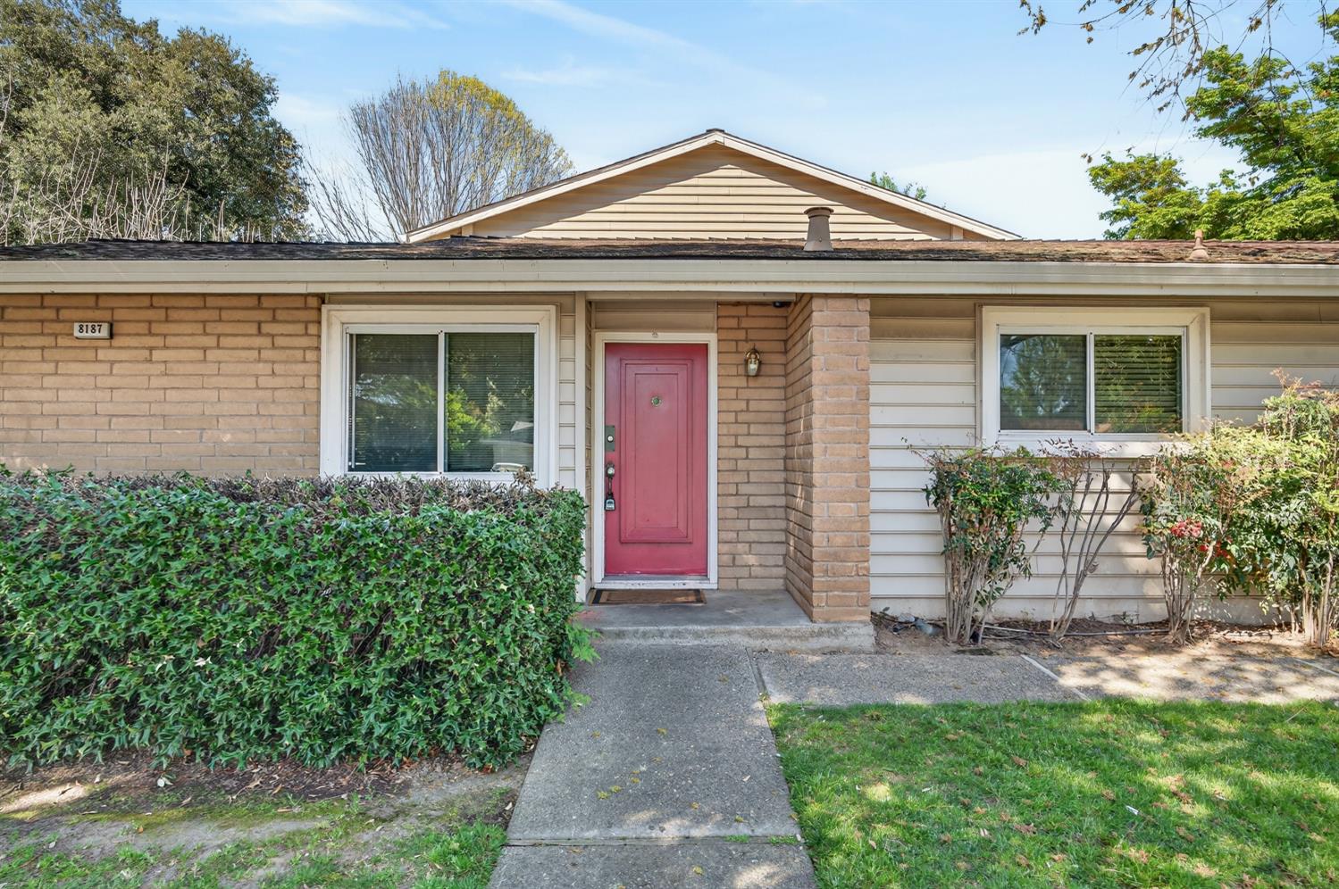 8187 La Riviera Drive