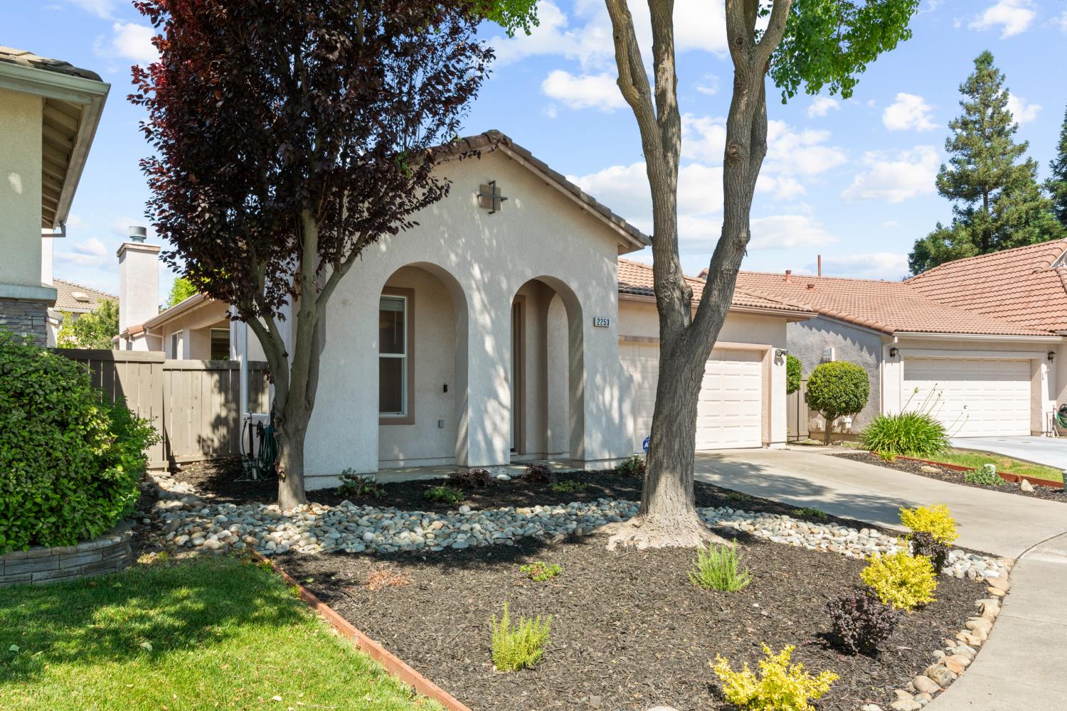 2253 Bradburn Drive