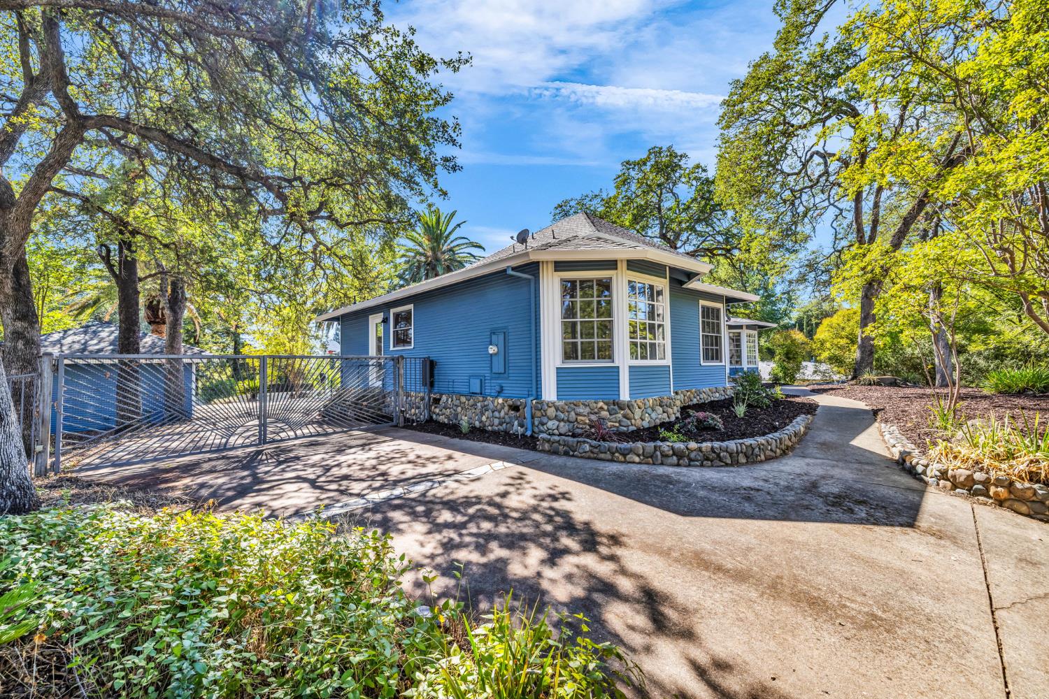 8464 Sunset Avenue