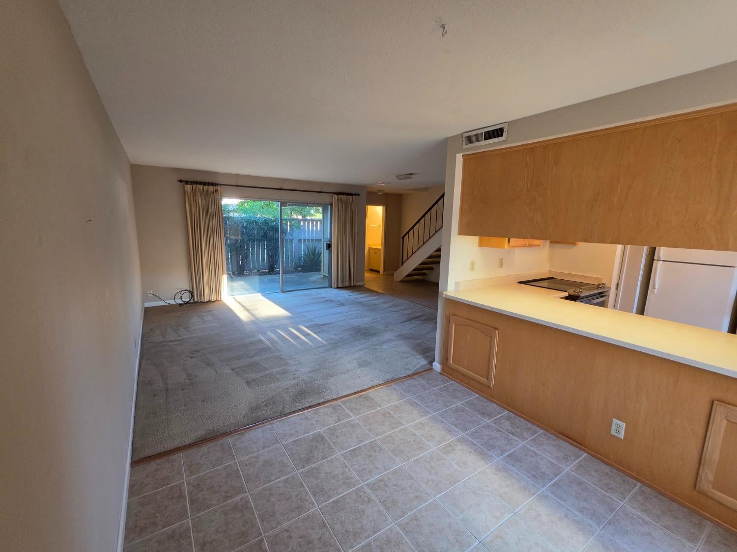 912 Roundtree Court