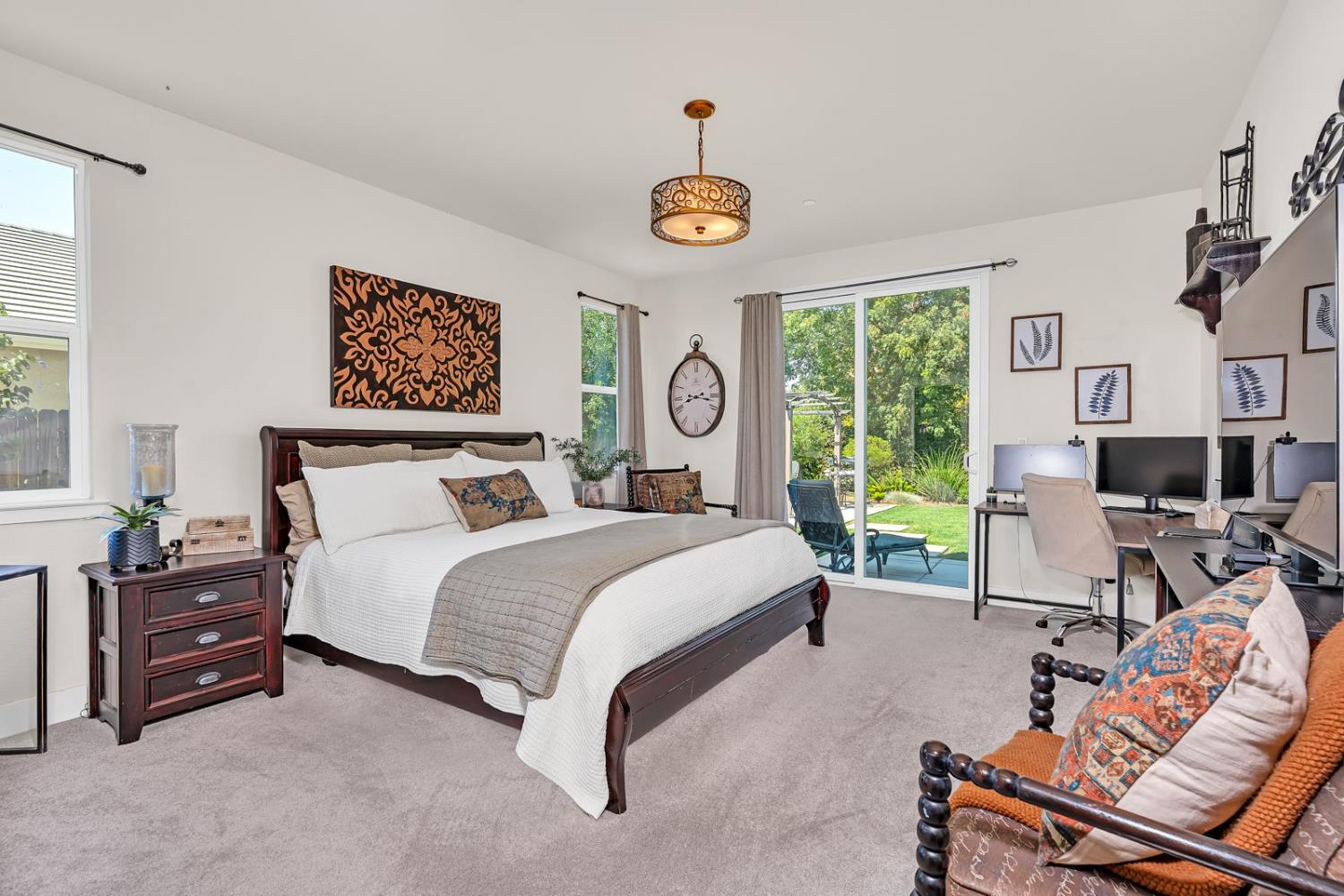 Los Banos, California 93635, United States, 3 Bedrooms Bedrooms, ,2 BathroomsBathrooms,Residential,Active,236557