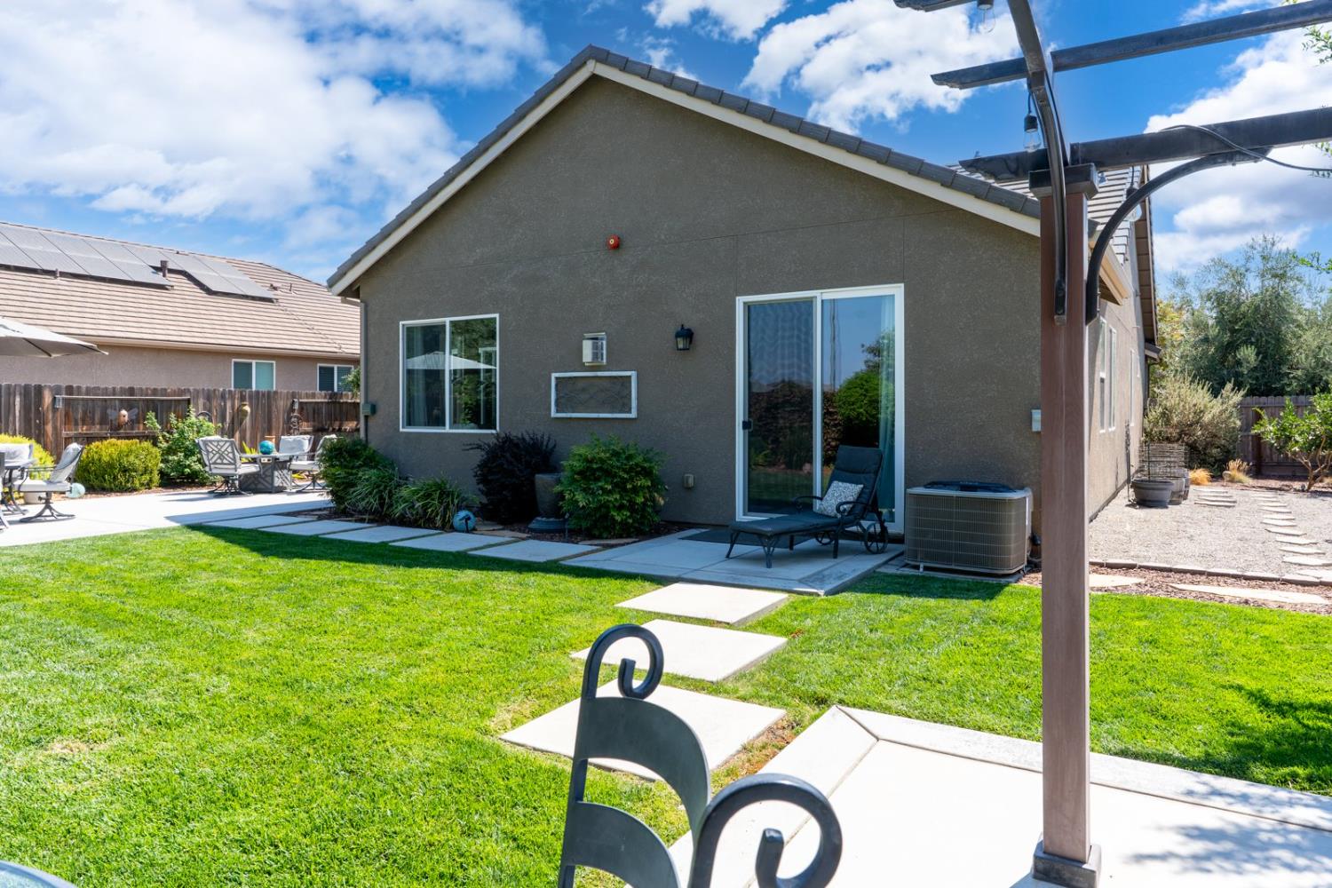 Los Banos, California 93635, United States, 3 Bedrooms Bedrooms, ,2 BathroomsBathrooms,Residential,Active,236557