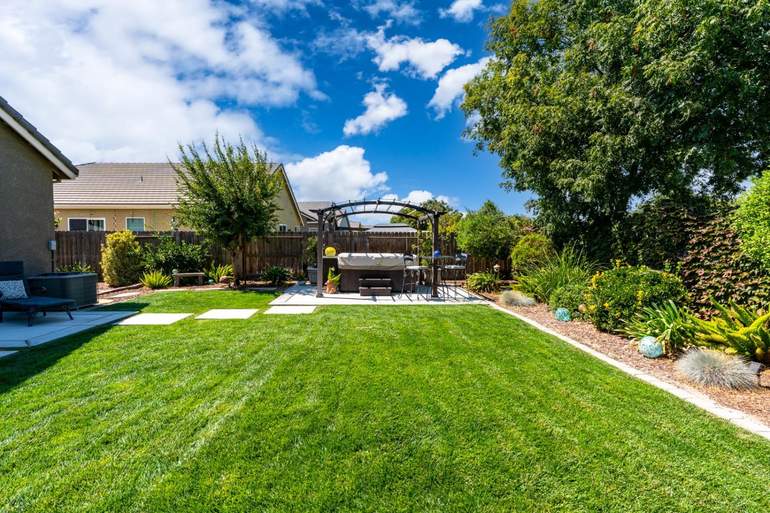 Los Banos, California 93635, United States, 3 Bedrooms Bedrooms, ,2 BathroomsBathrooms,Residential,Active,236557