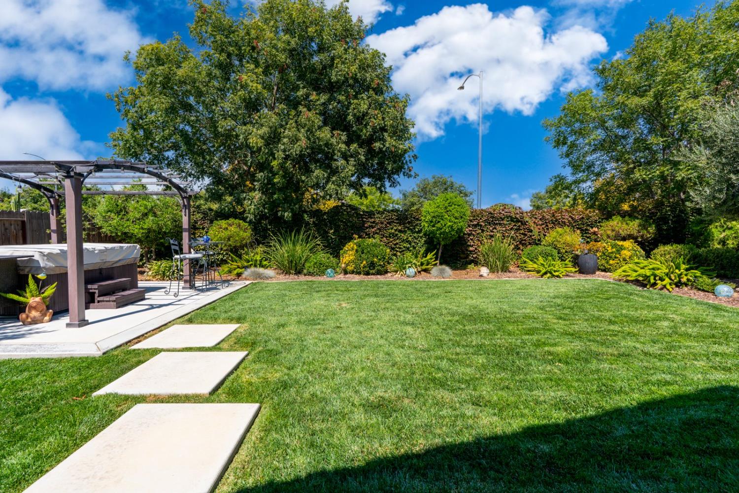 Los Banos, California 93635, United States, 3 Bedrooms Bedrooms, ,2 BathroomsBathrooms,Residential,Active,236557