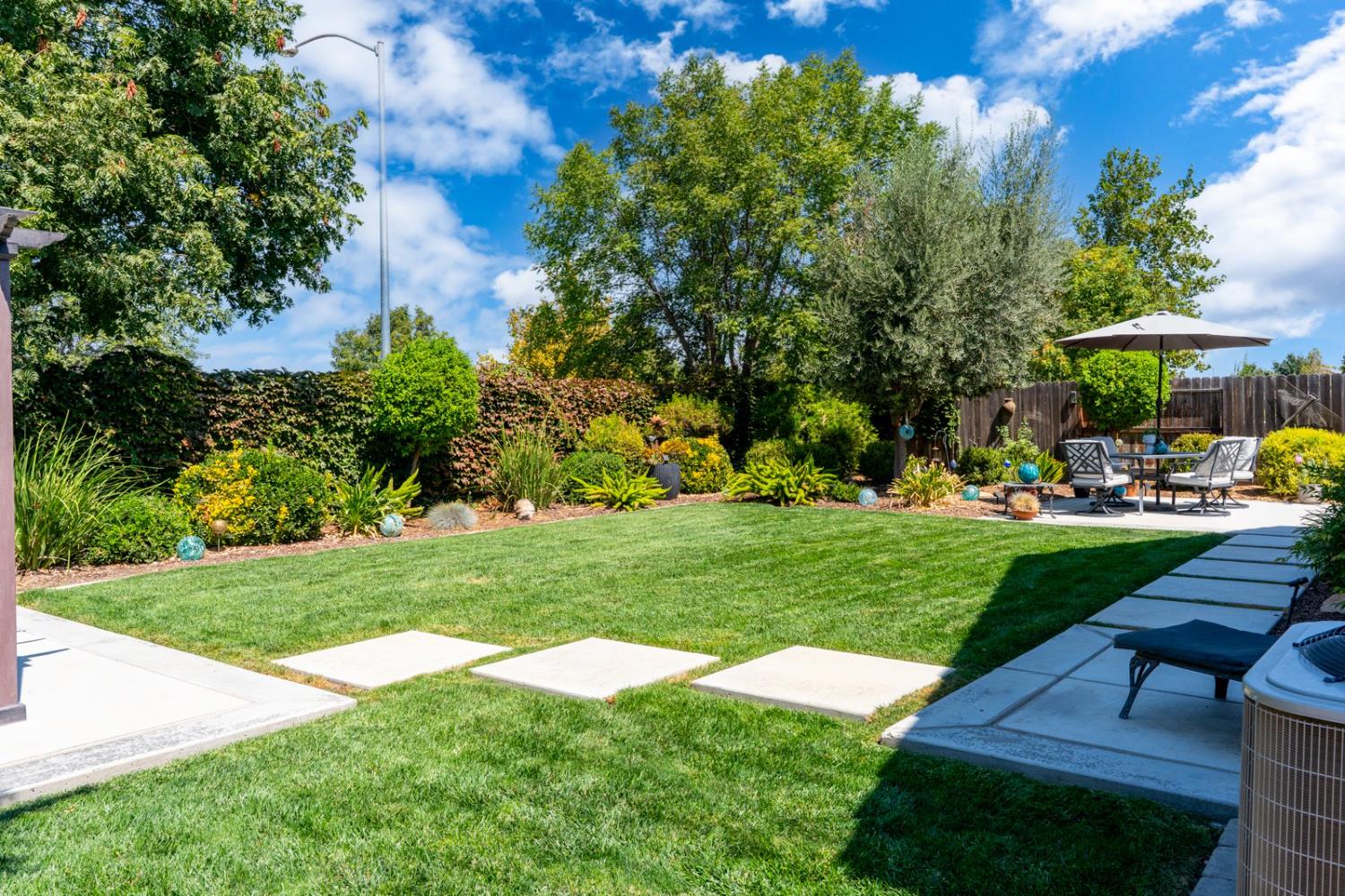 Los Banos, California 93635, United States, 3 Bedrooms Bedrooms, ,2 BathroomsBathrooms,Residential,Active,236557