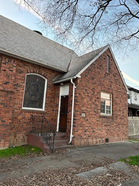 315 N Sierra Nevada Street
