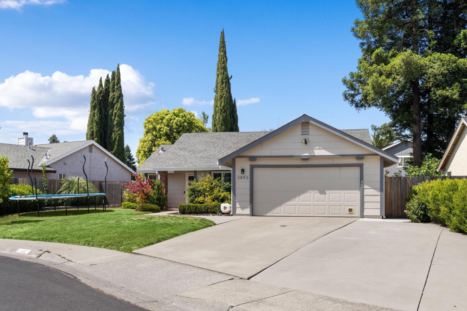 2893 Mergansers Court