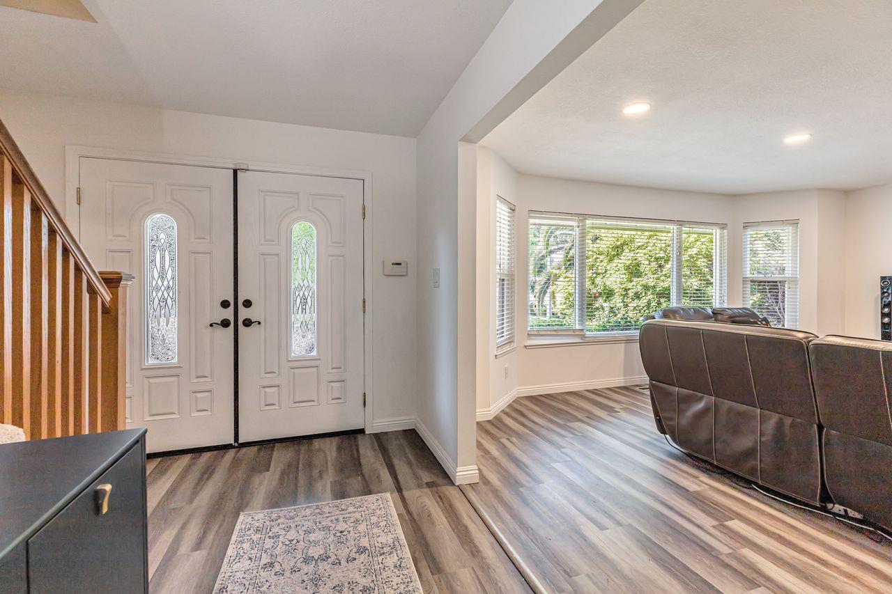 7912 Wildridge Drive