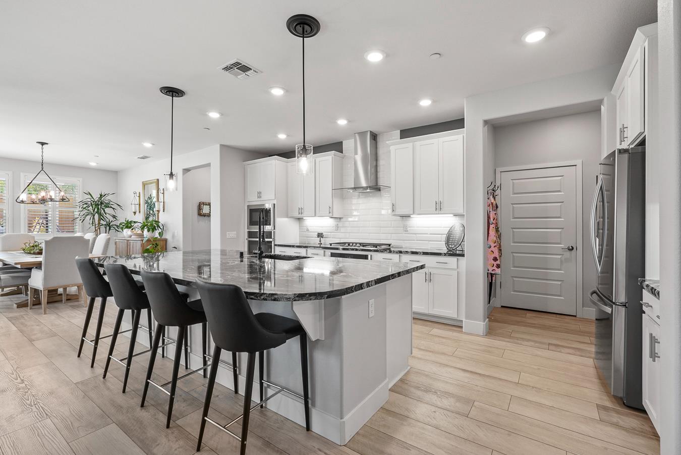2913 Calypso Circle