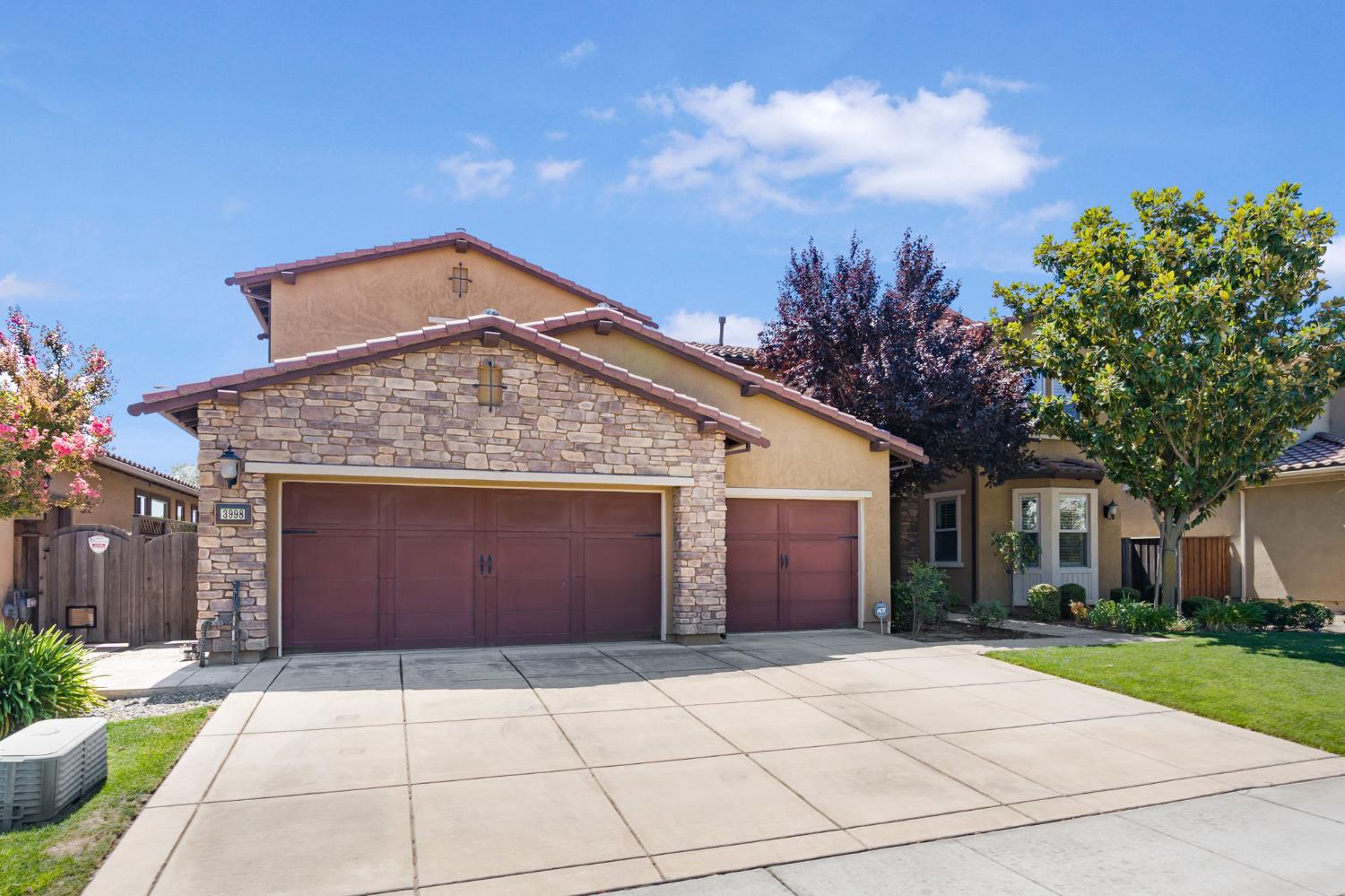 3998 Chiavari Way