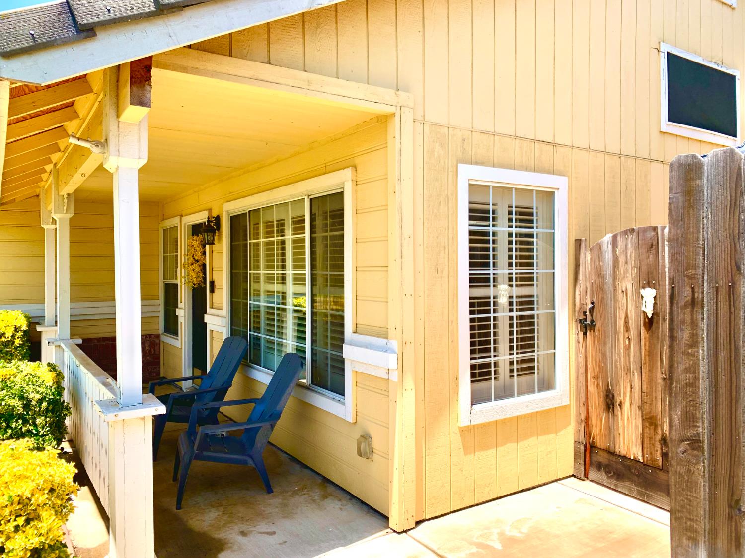 4821 Devereaux Way
