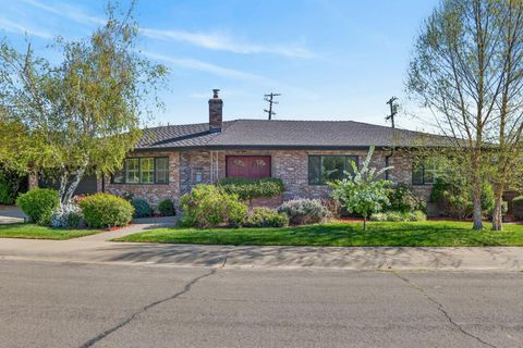 1405 Madrone Way Woodland CA 95695