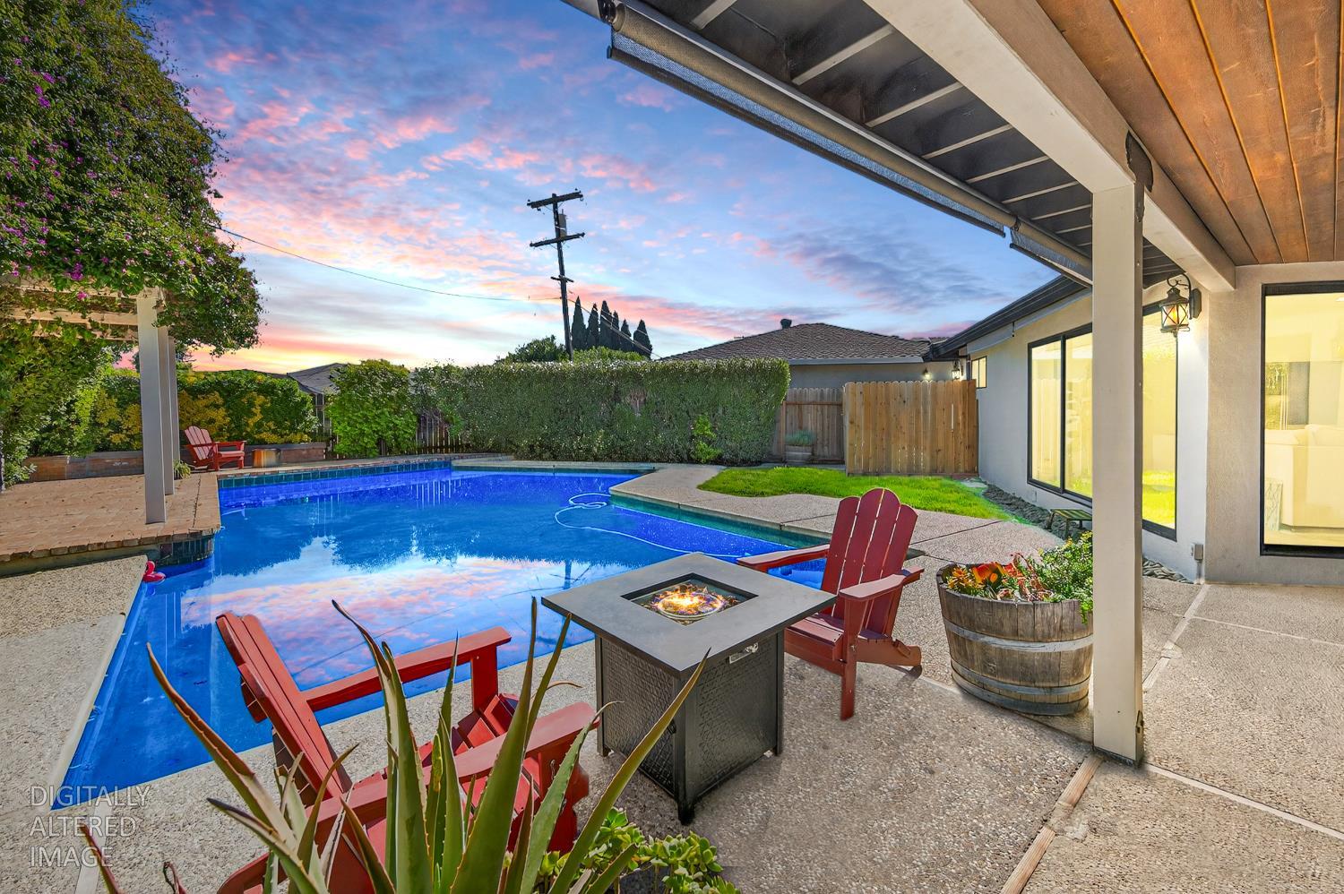 1405 Madrone Way