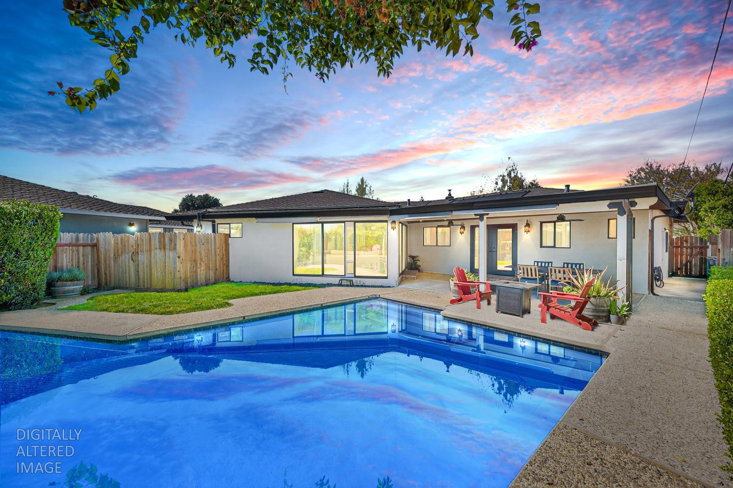 1405 Madrone Way